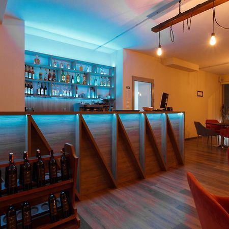 Grand Blue Aparthotel Saranda Dış mekan fotoğraf